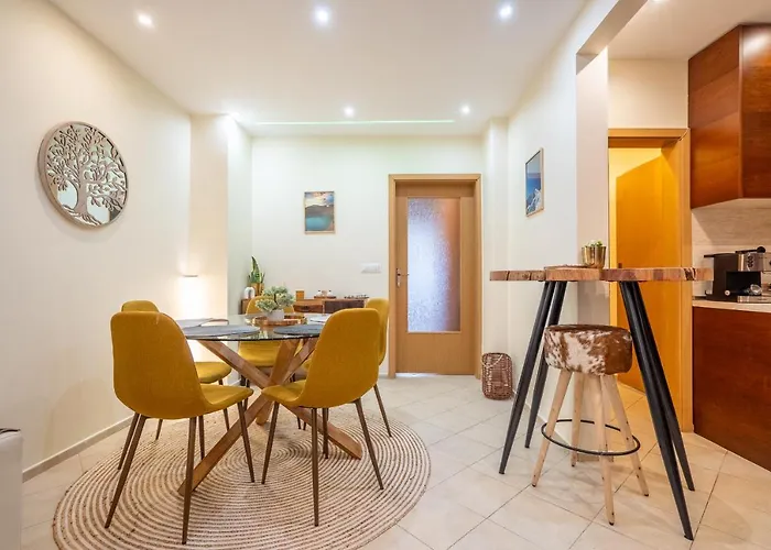 Apartman Premium Comfy 2bdr - Free Parking - Fast Wi-fi *