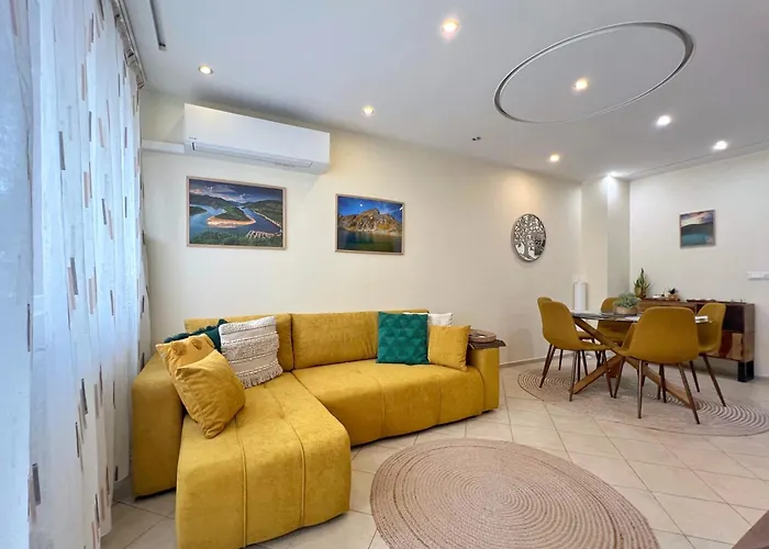 Premium Comfy 2bdr - Free Parking - Fast Wi-fi Apartman