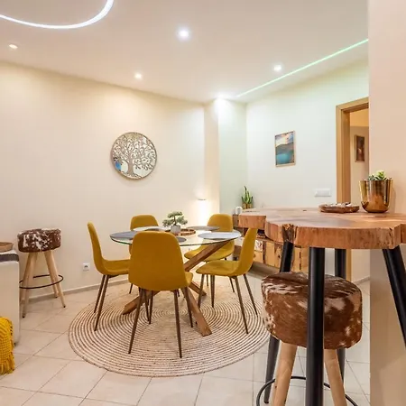 Apartment Premium Comfy 2bdr - Free Parking - Fast Wi-fi