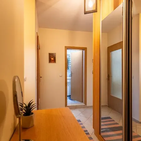 Apartment Premium Comfy 2bdr - Free Parking - Fast Wi-fi Sofia