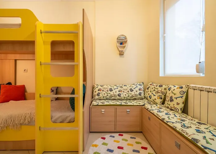 Premium Comfy 2bdr - Free Parking - Fast Wi-fi Σόφια