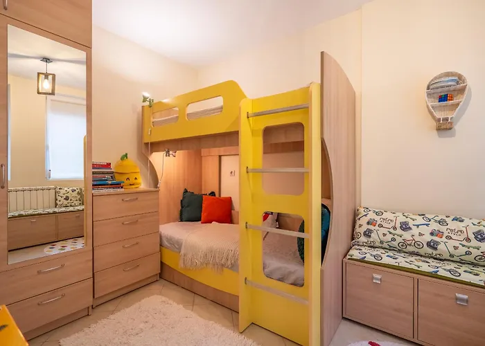 Premium Comfy 2bdr - Free Parking - Fast Wi-fi София