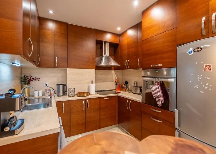 Premium Comfy 2bdr - Free Parking - Fast Wi-fi Sofia